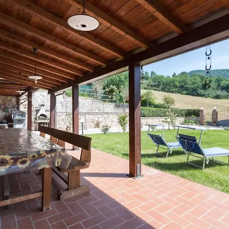 Semesterbostad Cozy House Near Spoleto With Parking Included