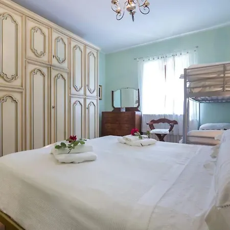 Semesterbostad Cozy House Near Spoleto With Parking Included *